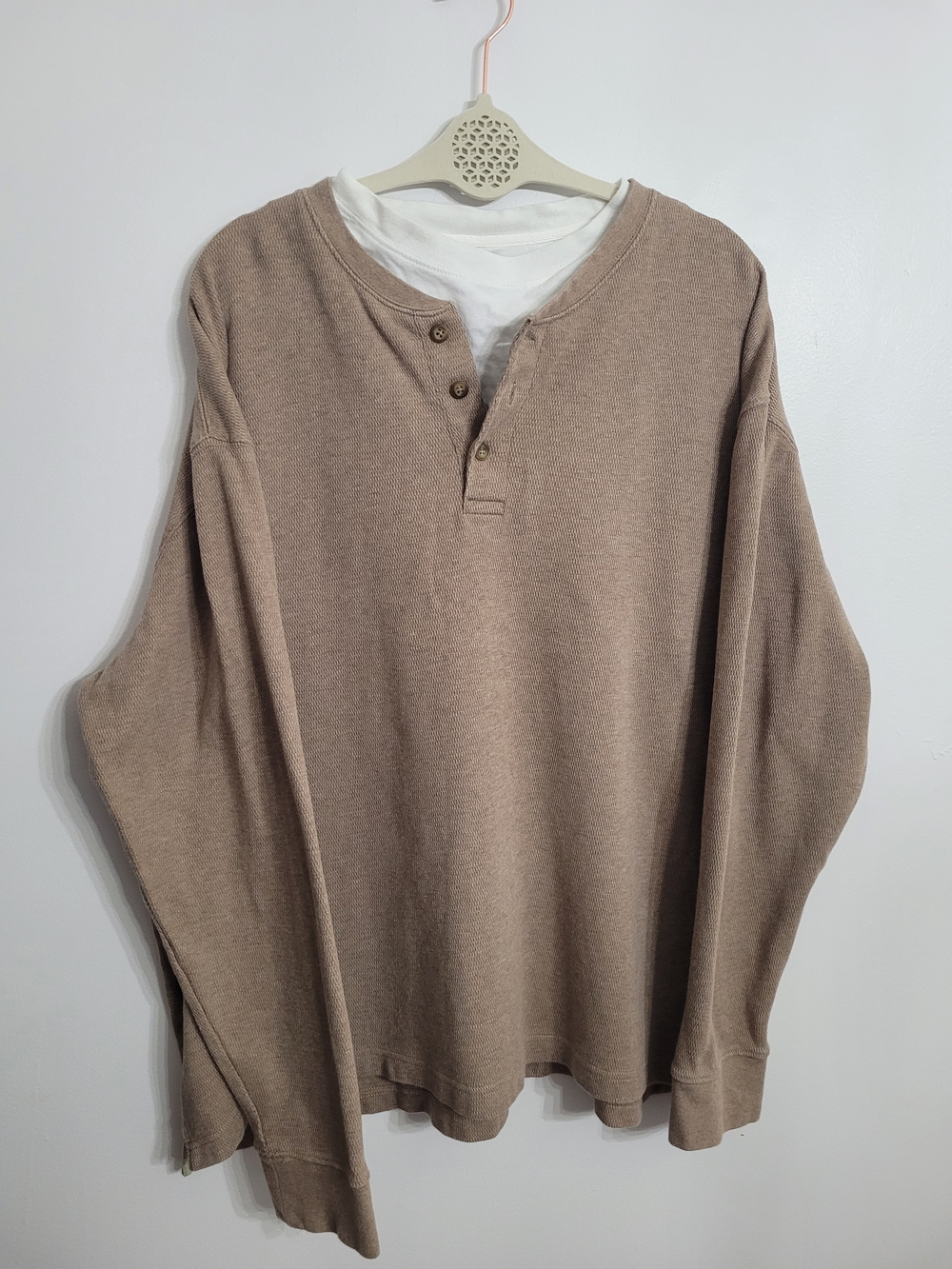 Redhead Long-Sleeve Henley Sweater in Taupe- Size XL, White Shirt Mock Under